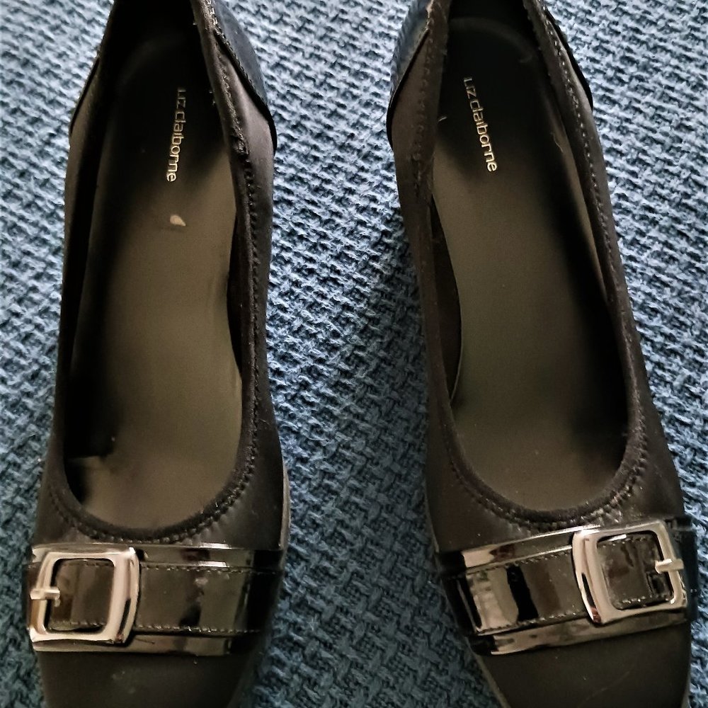 Liz Claiborne shoes - Picture 3 of 3